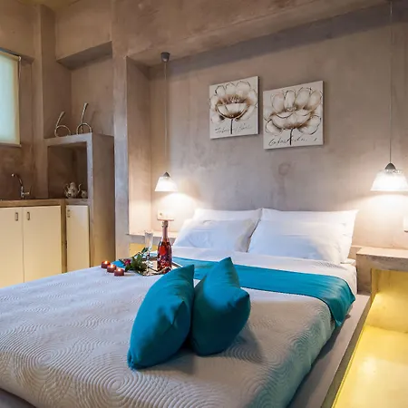 Zante Nest & 4*