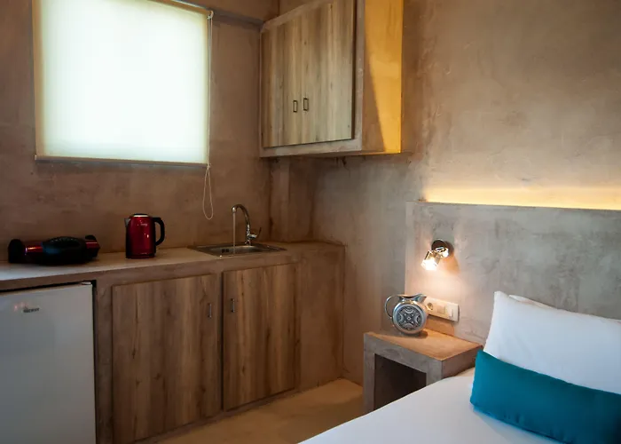 Zante Nest Studios&apartments 4*