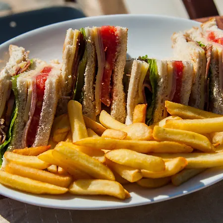 Zante Nest & Apartmanhotel