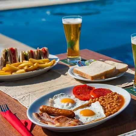 Zante Nest & Alikanász