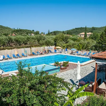 Zante Nest & Apartmanhotel Alikanász